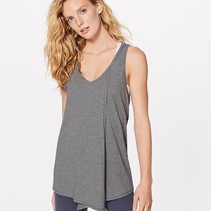 LuluLemon top